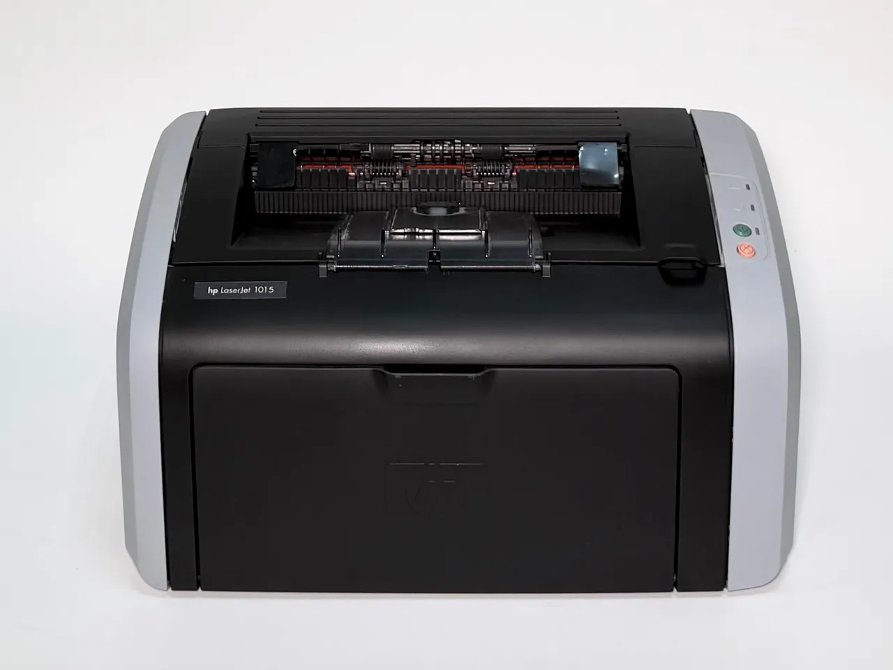 Принтер HP LJ 1015