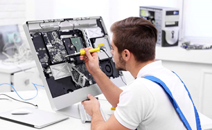 Какие преимущества ремонта компьютеров в сервисных центрах?